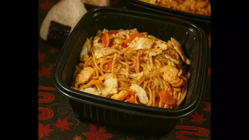 yakisoba clásico street food japonesa Lima